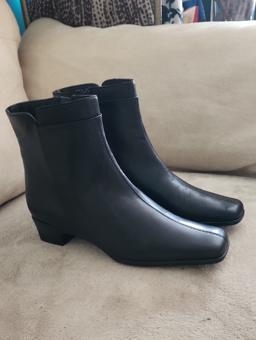 NWT.Black Leather Ankle Boots with Low Heel